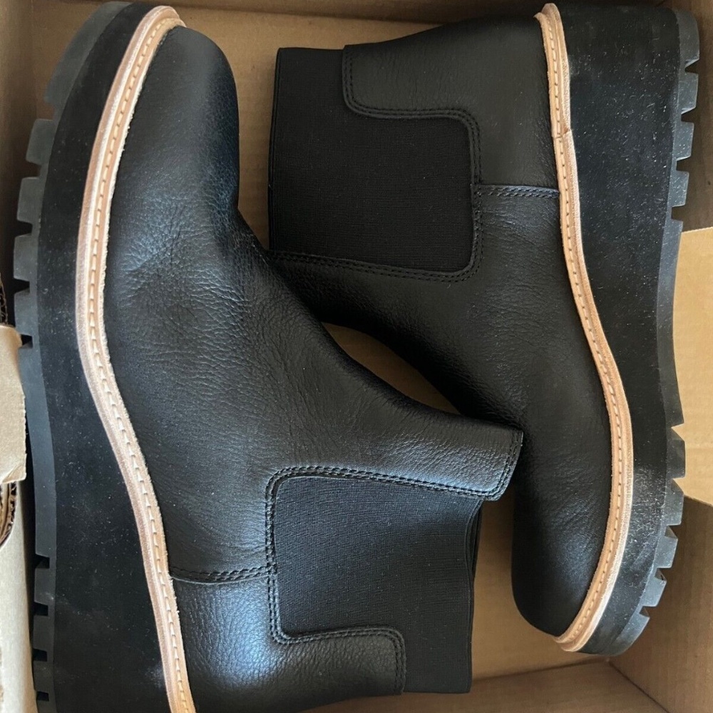 NEW $275 Eileen Fisher Wedge size 10 Chelsea Boot Women BLACK Leather - Picture 2 of 3